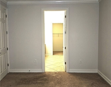 3141 Amadora Circle - Photo Thumbnail 15