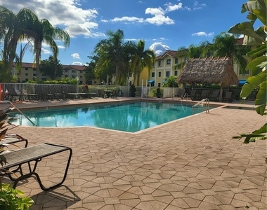 8288 Key Royal Lane - Photo Thumbnail 11