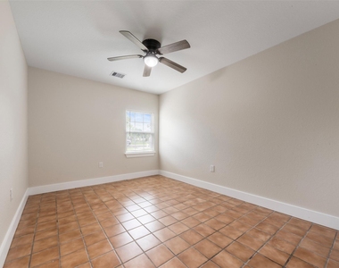 2140 County Road 235 - Photo Thumbnail 9