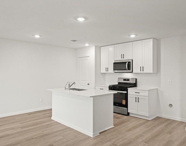 3072 Nori Shore Drive - Photo Thumbnail 12