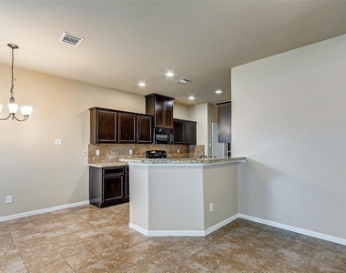 6039 Shelbourne Park Lane - Photo Thumbnail 9