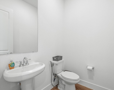 31051 Sun Valley Drive - Photo Thumbnail 20