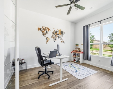31051 Sun Valley Drive - Photo Thumbnail 6