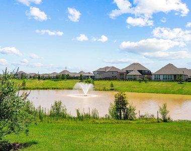 31051 Sun Valley Drive - Photo Thumbnail 43