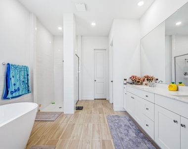31051 Sun Valley Drive - Photo Thumbnail 30