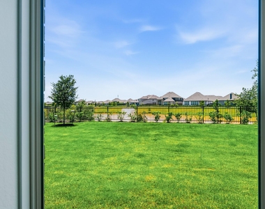 31051 Sun Valley Drive - Photo Thumbnail 23