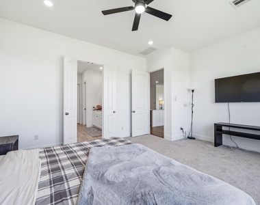 31051 Sun Valley Drive - Photo Thumbnail 29
