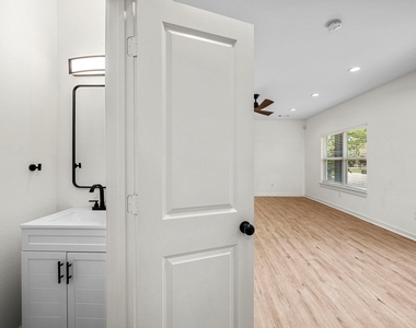 5700 Elysian Street - Photo Thumbnail 9
