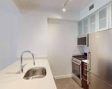 808 Columbus Ave - Photo Thumbnail 1
