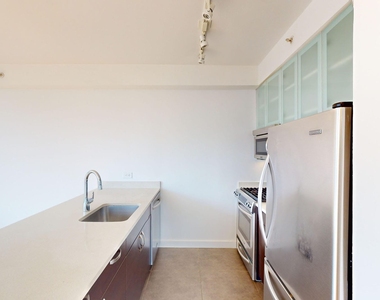 808 Columbus Ave - Photo Thumbnail 1