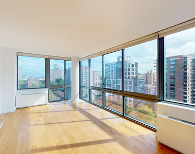 808 Columbus Ave - Photo Thumbnail 2