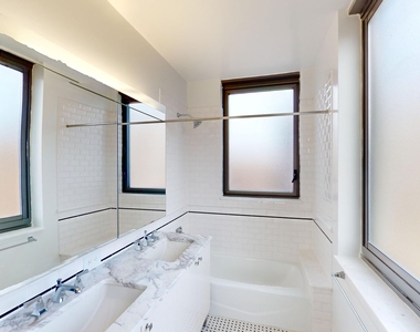808 Columbus Ave - Photo Thumbnail 4