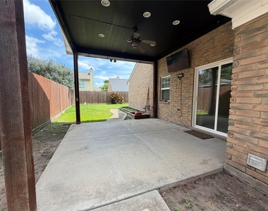 18142 Glenledi Drive - Photo Thumbnail 40