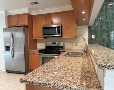 18142 Glenledi Drive - Photo Thumbnail 21