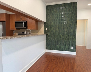 18142 Glenledi Drive - Photo Thumbnail 14