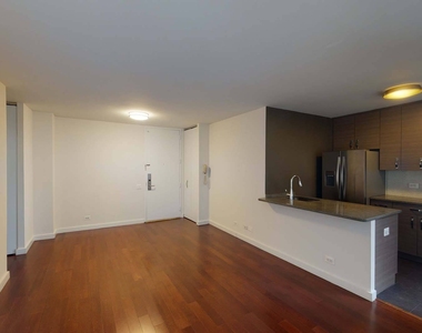 401 E 34th St - Photo Thumbnail 4