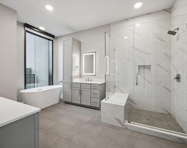 9757 Katy Freeway - Photo Thumbnail 8