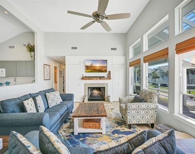 18418 E De Vaca Lane - Photo Thumbnail 11