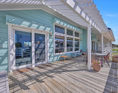18418 E De Vaca Lane - Photo Thumbnail 8