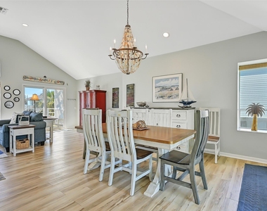 18418 E De Vaca Lane - Photo Thumbnail 14