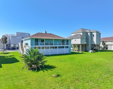 18418 E De Vaca Lane - Photo Thumbnail 3