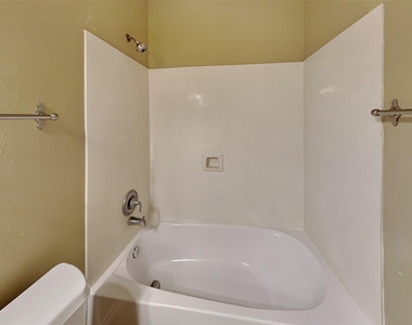 8723 Rollick Drive - Photo Thumbnail 12