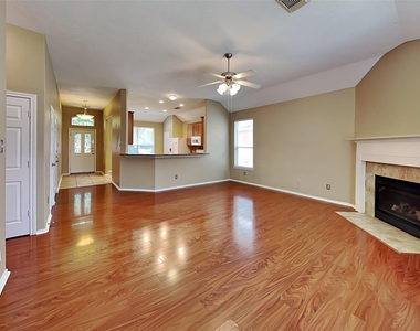 8723 Rollick Drive - Photo Thumbnail 4