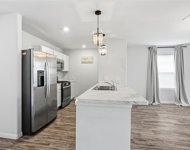 103 Road 51028 - Photo Thumbnail 6