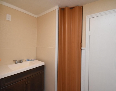 8421 Altimore Road - Photo Thumbnail 20