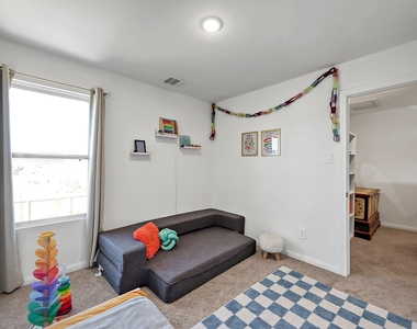 16516 Jasmine Marie Place - Photo Thumbnail 22