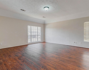 155 Perfidia Drive - Photo Thumbnail 12