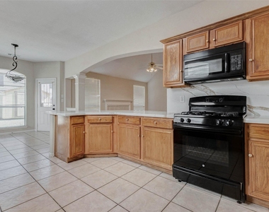 155 Perfidia Drive - Photo Thumbnail 4