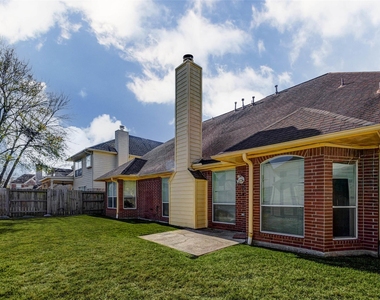 155 Perfidia Drive - Photo Thumbnail 8