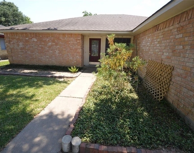 2314 Crooked Lane - Photo Thumbnail 1