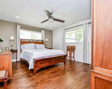 922 Chantilly Lane - Photo Thumbnail 26