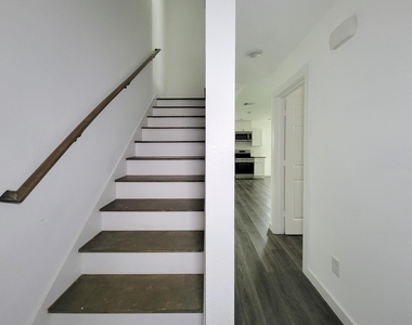 8122 Sterling Shire Street - Photo Thumbnail 13