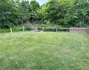 907 Fm 2830 Road S - Photo Thumbnail 11