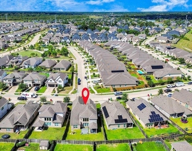 8922 Golden Mist Drive - Photo Thumbnail 30