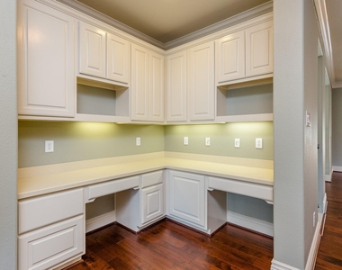 5243 Harvest Bend Court - Photo Thumbnail 27