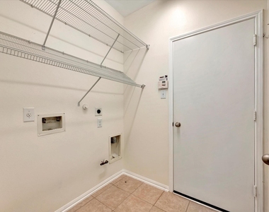 2291 Catalonia Cove - Photo Thumbnail 18