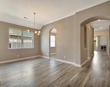 2291 Catalonia Cove - Photo Thumbnail 9