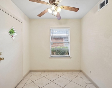 6401 Rowan Lane - Photo Thumbnail 6