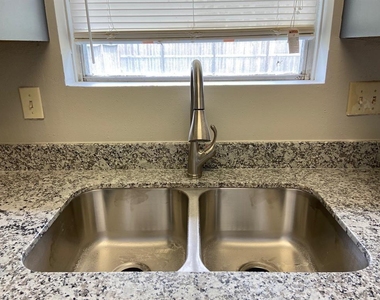 22710 Archibald Blair Lane - Photo Thumbnail 10