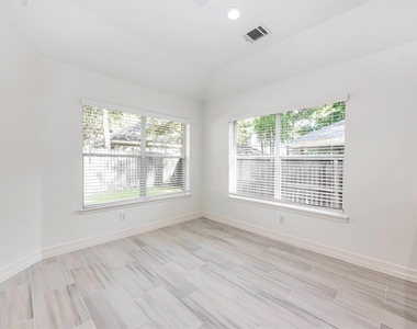 130 W Stockbridge Landing Circle - Photo Thumbnail 13