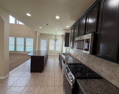 19419 Bronte Springs Court - Photo Thumbnail 7