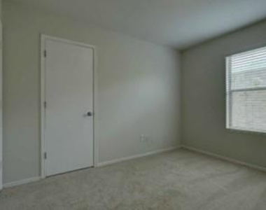 20123 Bellflower Glen Drive - Photo Thumbnail 18