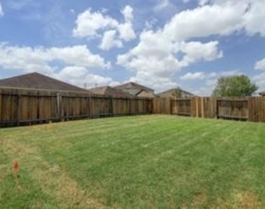 20123 Bellflower Glen Drive - Photo Thumbnail 8
