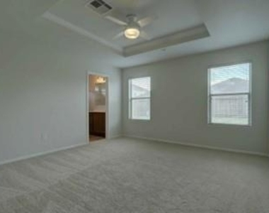 20123 Bellflower Glen Drive - Photo Thumbnail 11