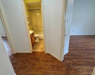 20507 Providence Point Drive - Photo Thumbnail 7