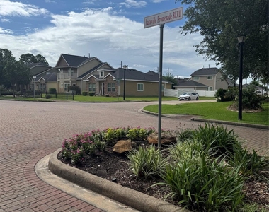 20507 Providence Point Drive - Photo Thumbnail 35